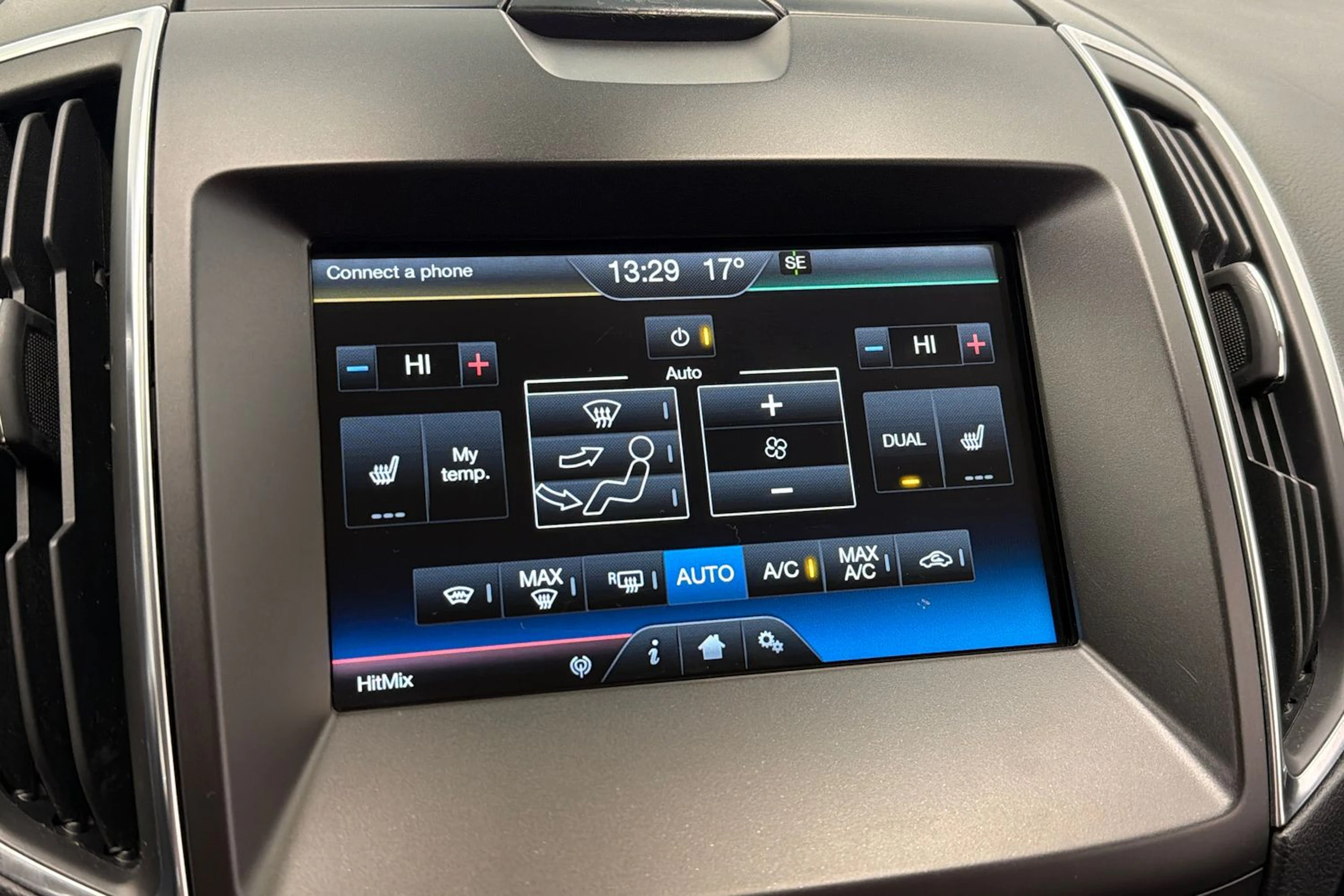 musta Ford S-Max 2016 kuva 34.