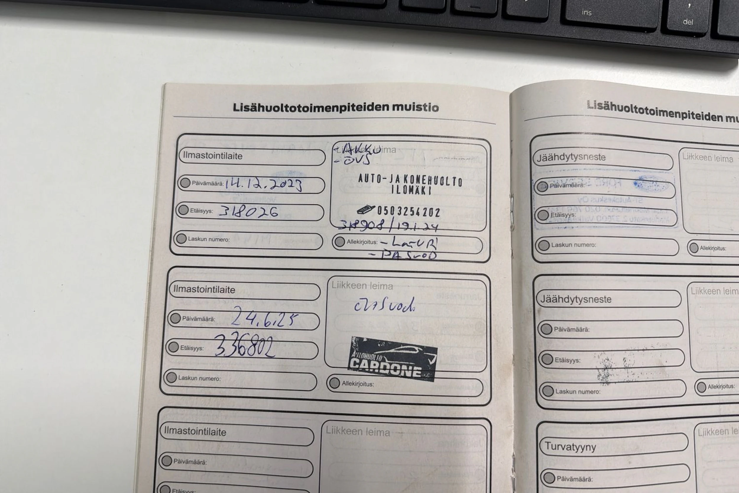 musta Ford S-Max 2016 kuva 39.