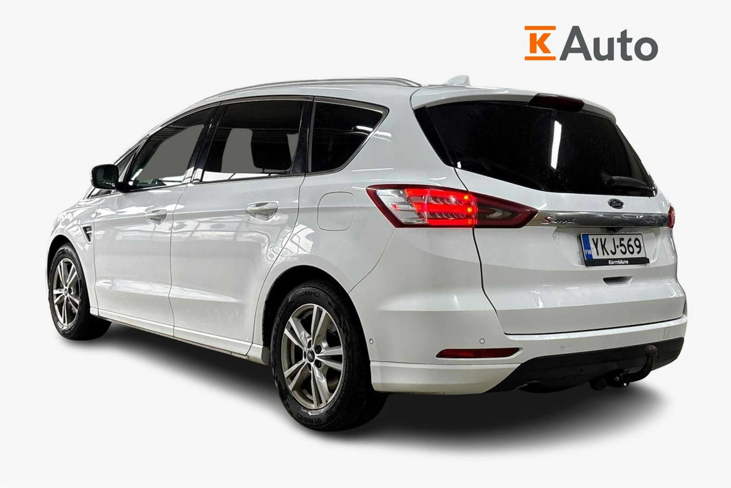 Valkoinen Ford S-Max 2020 kuva 2.