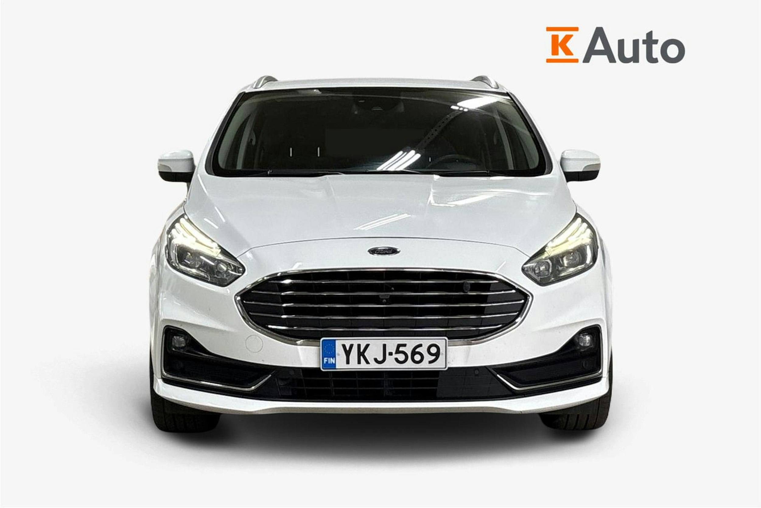 Valkoinen Ford S-Max 2020 kuva 4.