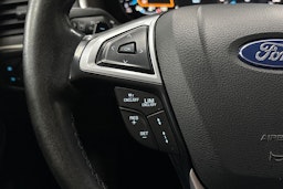 Valkoinen Ford S-Max 2020 kuva 13.