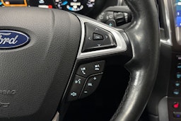 Valkoinen Ford S-Max 2020 kuva 14.