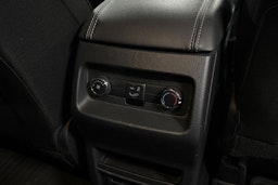 Valkoinen Ford S-Max 2020 kuva 23.