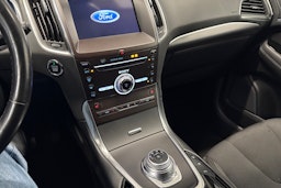sininen Ford S-Max 2021 kuva 14.