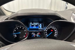 valkoinen Ford Tourneo Connect 2015 kuva 14.