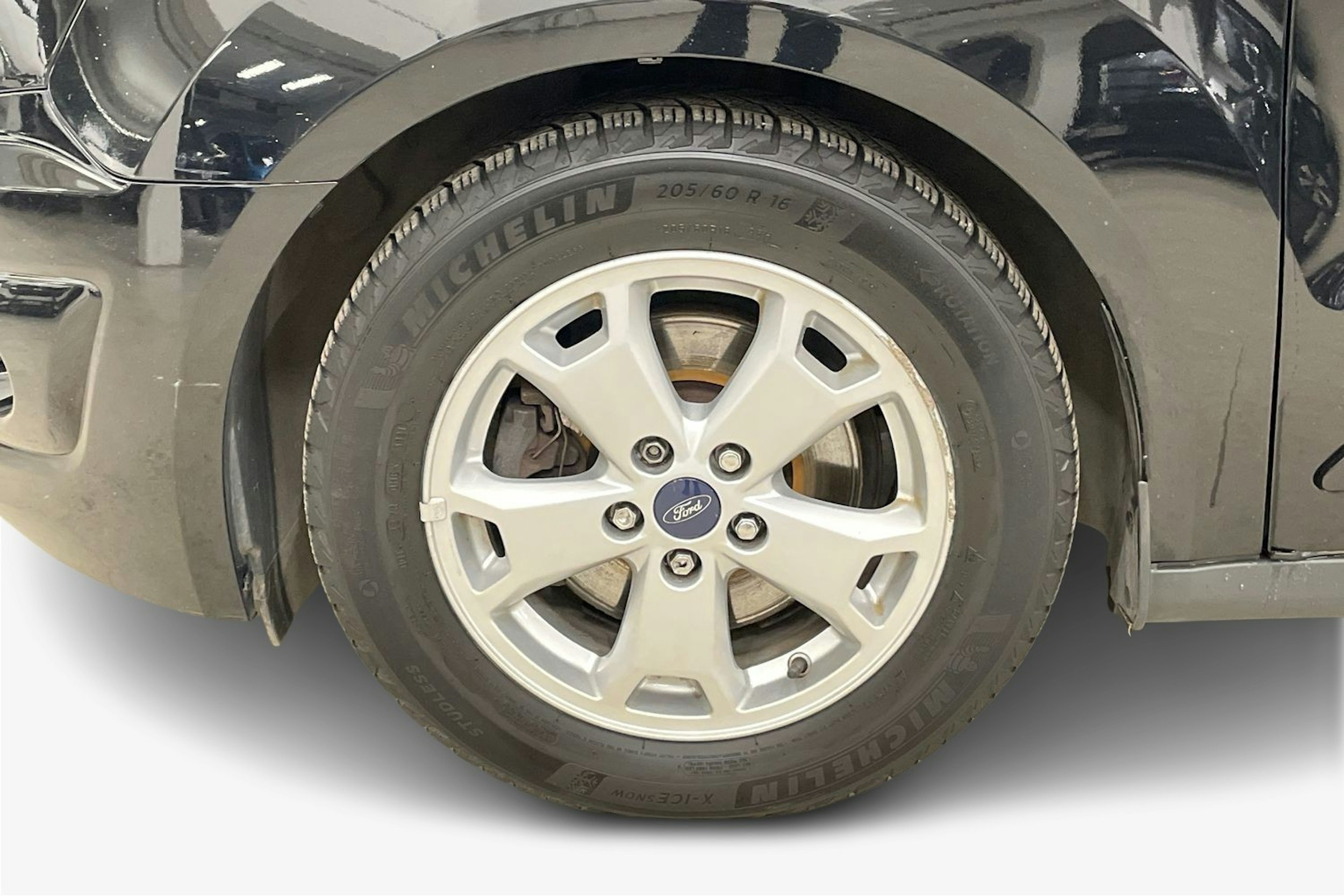 musta Ford Tourneo Connect 2017 kuva 9.