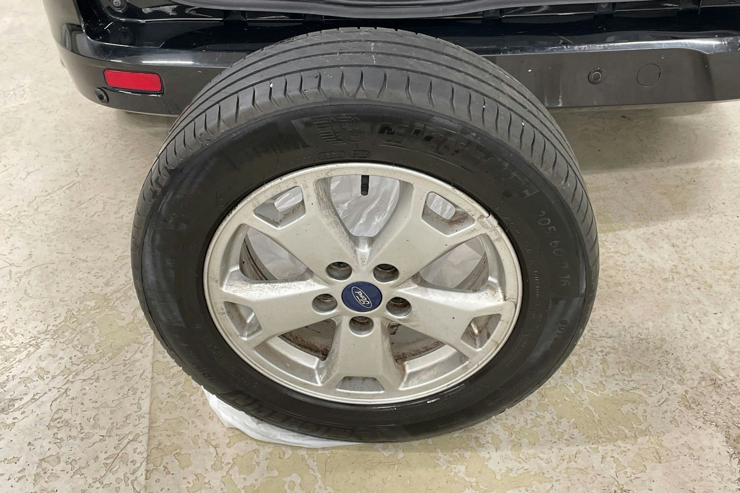 musta Ford Tourneo Connect 2017 kuva 13.