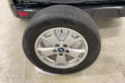 musta Ford Tourneo Connect 2017 kuva 13.