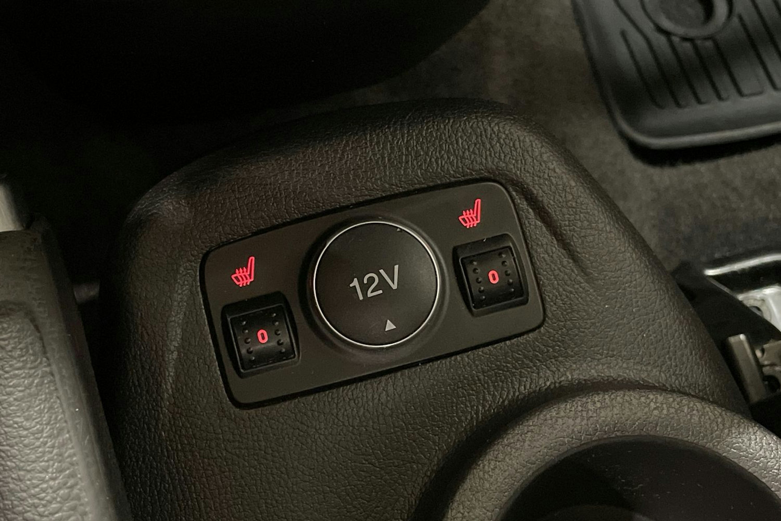 musta Ford Tourneo Connect 2017 kuva 19.