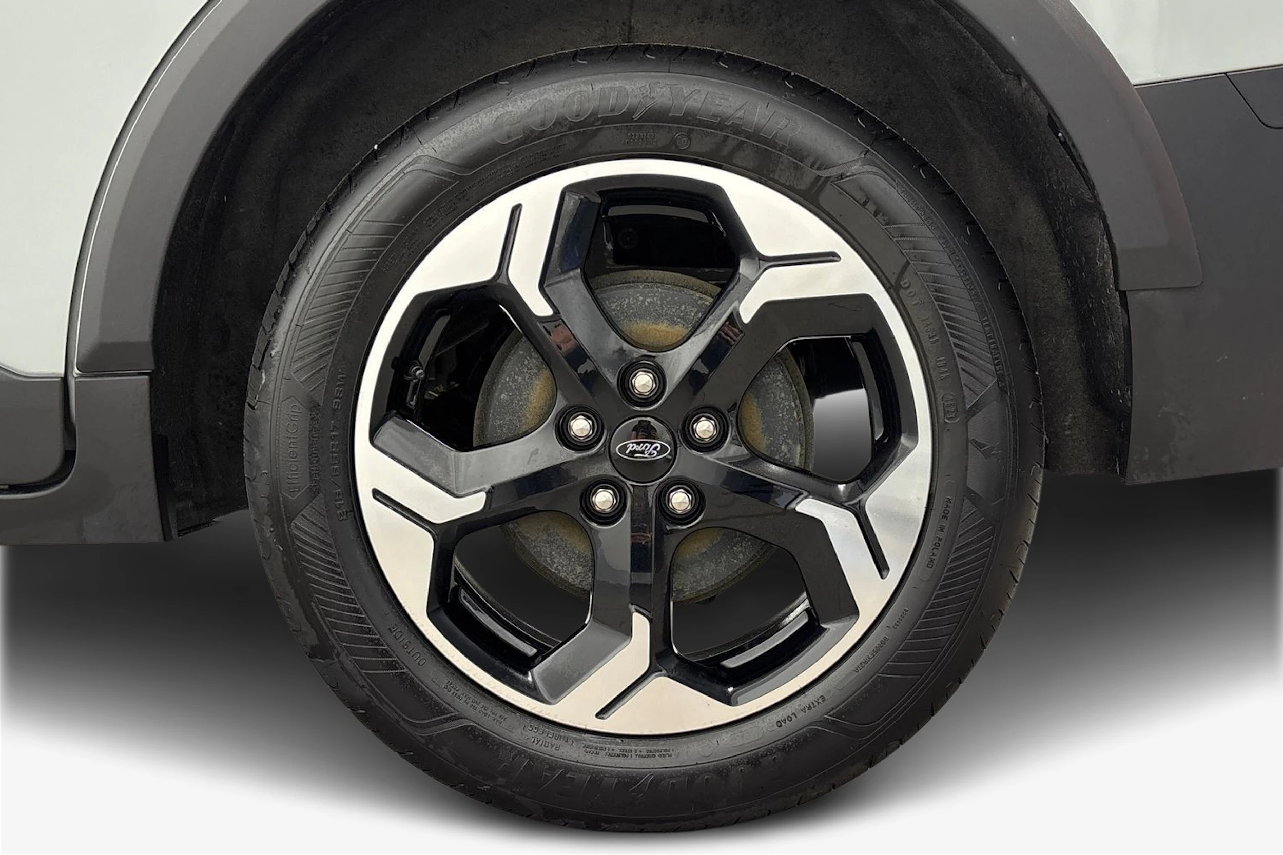 harmaa Ford Tourneo Courier 2024 kuva 9.