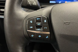 harmaa Ford Tourneo Courier 2024 kuva 13.