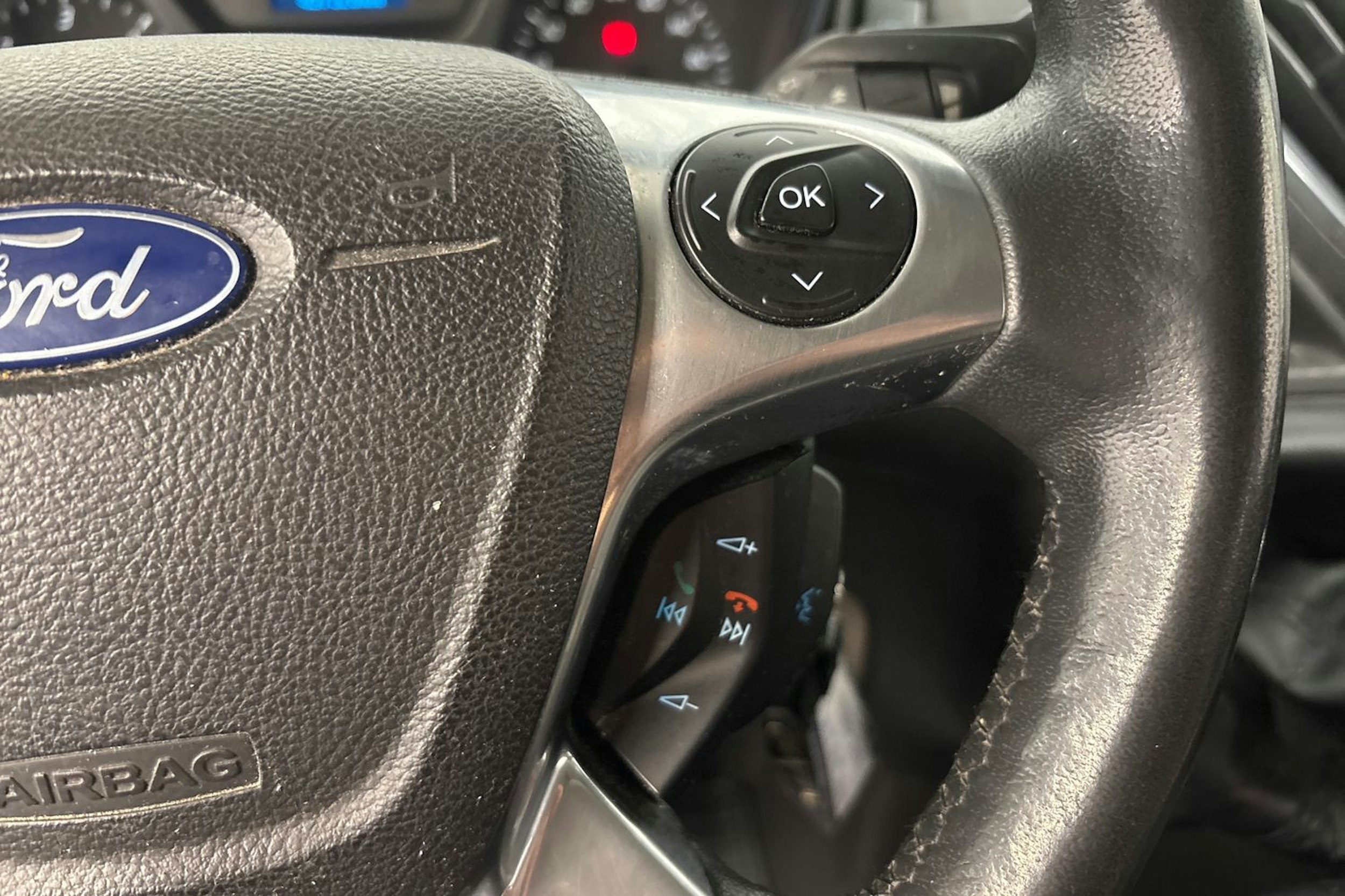 sininen Ford Tourneo Custom 2013 kuva 19.