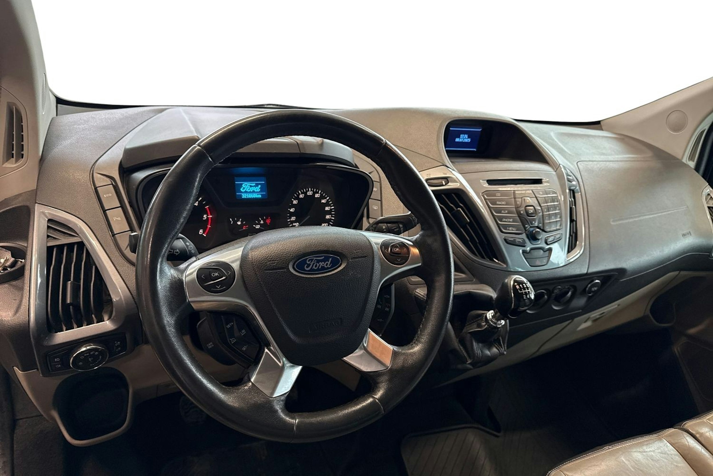 Musta Ford Tourneo Custom 2013 kuva 7.