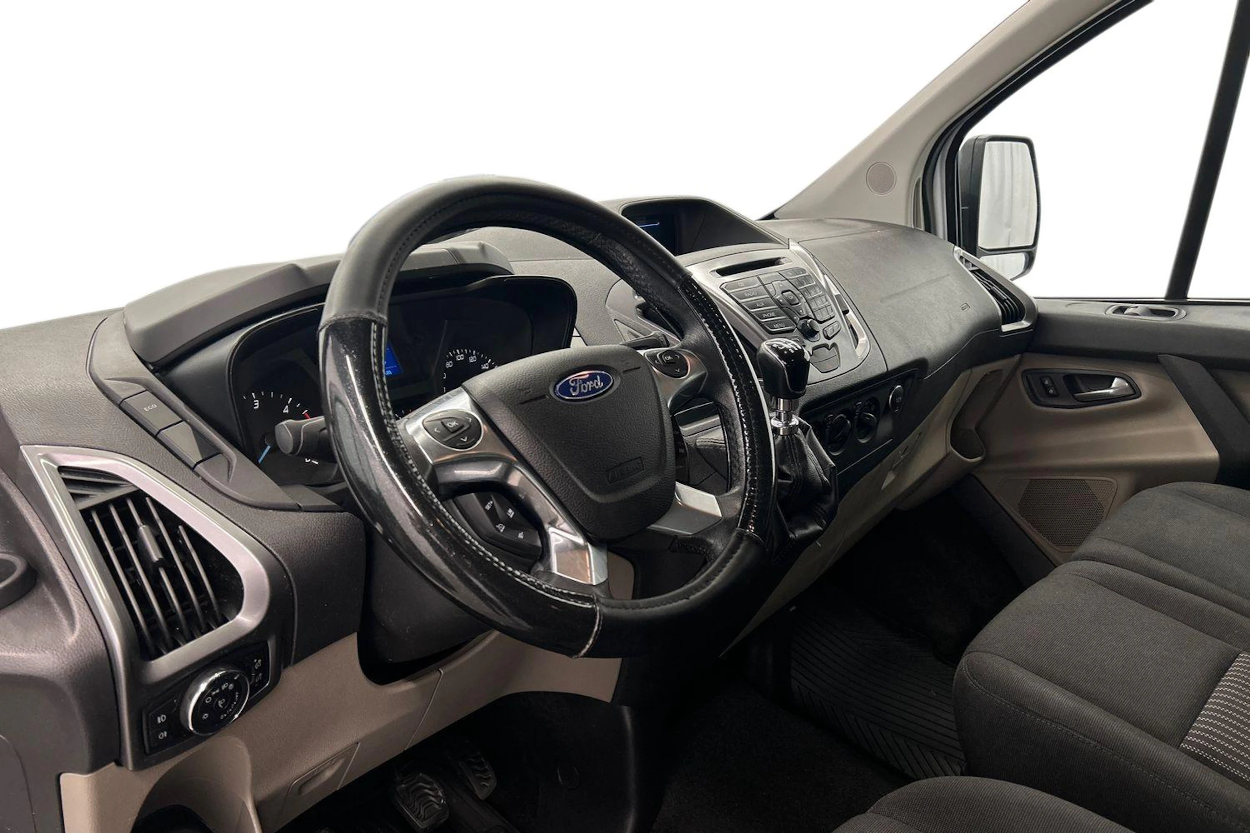 valkoinen Ford Tourneo Custom 2013 kuva 6.