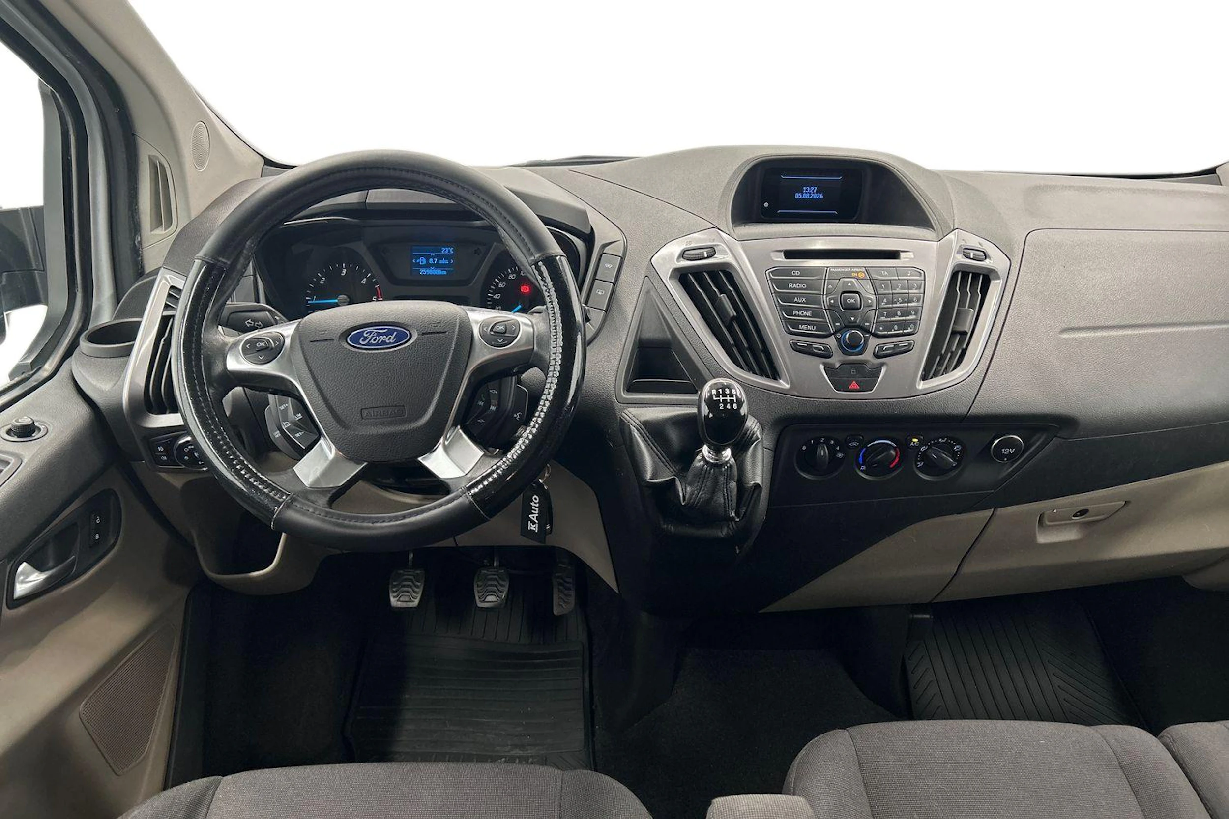 valkoinen Ford Tourneo Custom 2013 kuva 7.