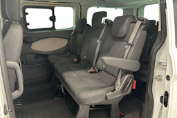 valkoinen Ford Tourneo Custom 2013 kuva 8.