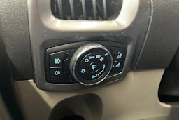 valkoinen Ford Tourneo Custom 2013 kuva 17.