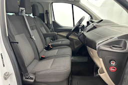 valkoinen Ford Tourneo Custom 2013 kuva 18.