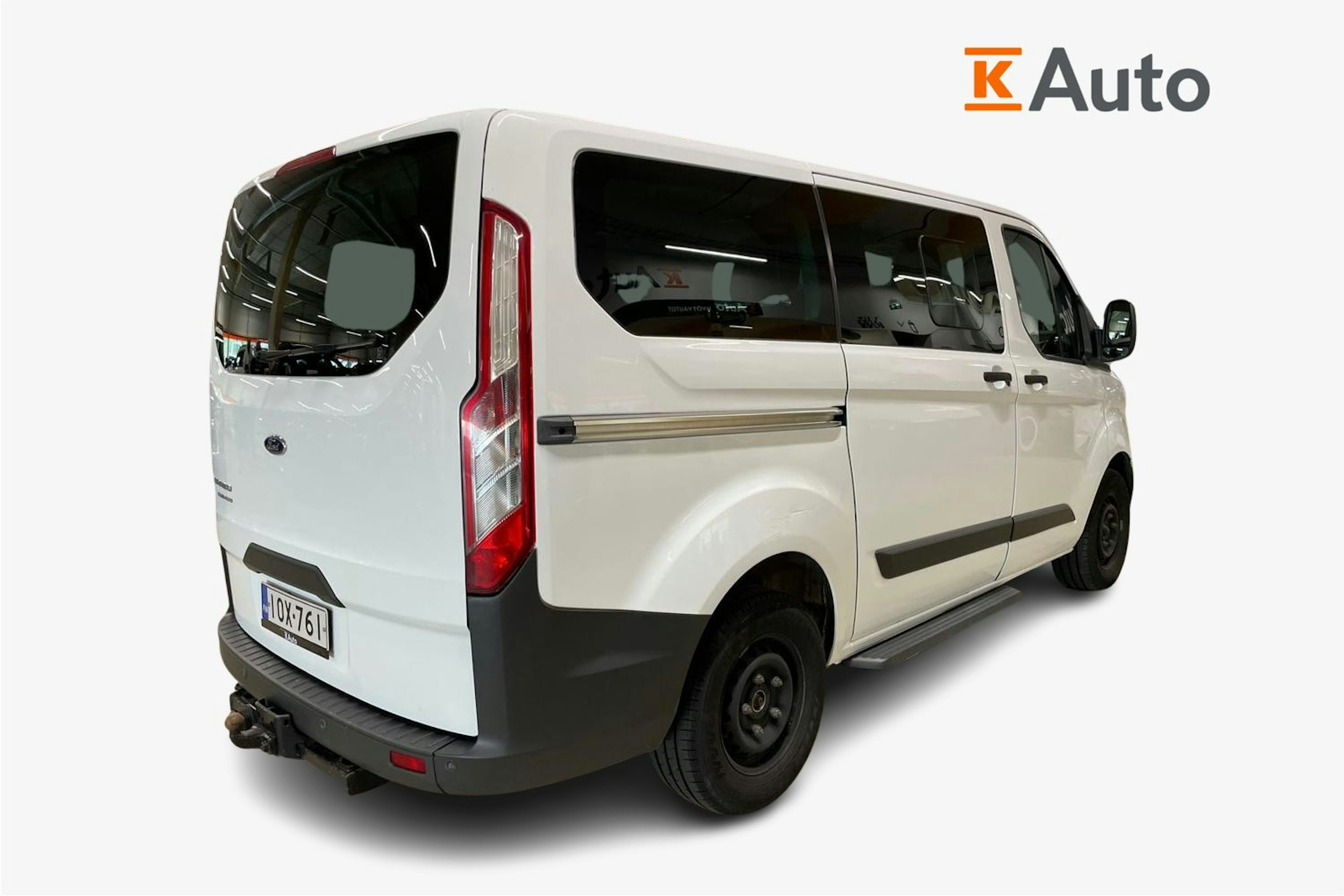 valkoinen Ford Tourneo Custom 2014 kuva 2.