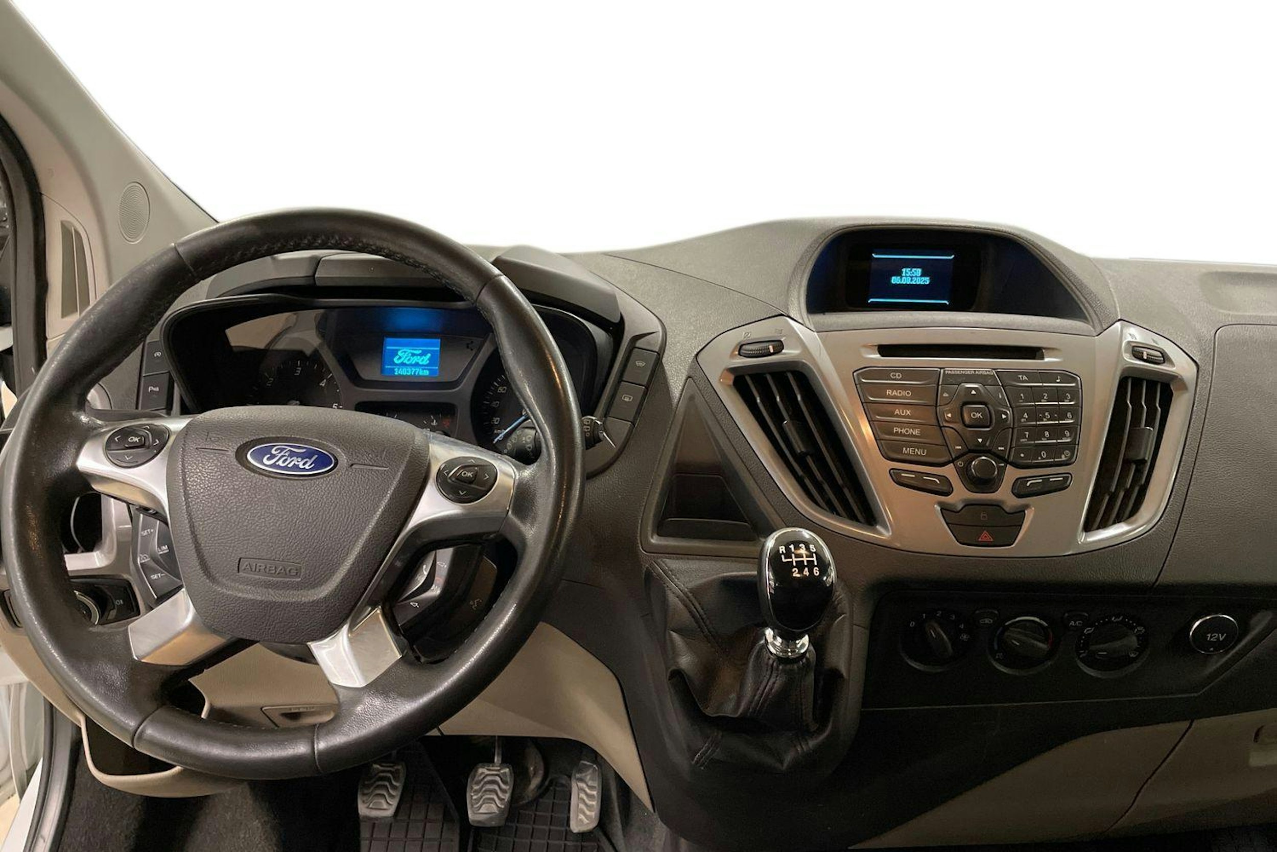valkoinen Ford Tourneo Custom 2014 kuva 7.