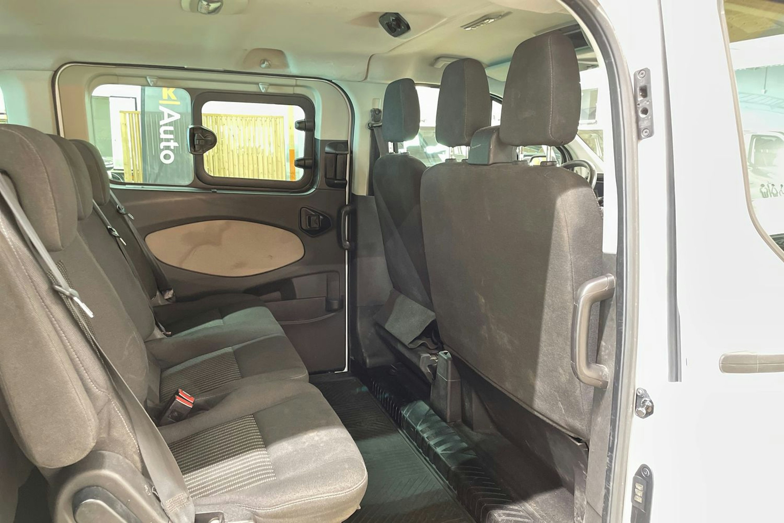 valkoinen Ford Tourneo Custom 2014 kuva 15.