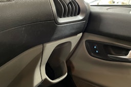 valkoinen Ford Tourneo Custom 2014 kuva 31.