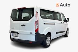 Valkoinen Ford Tourneo Custom 2017 kuva 2.