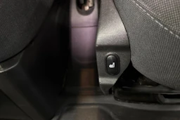 Valkoinen Ford Tourneo Custom 2017 kuva 17.