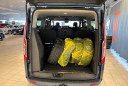 Sininen Ford Tourneo Custom 2019 kuva 15.