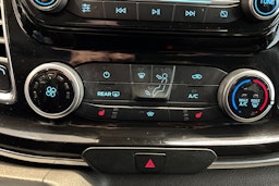 Sininen Ford Tourneo Custom 2019 kuva 28.