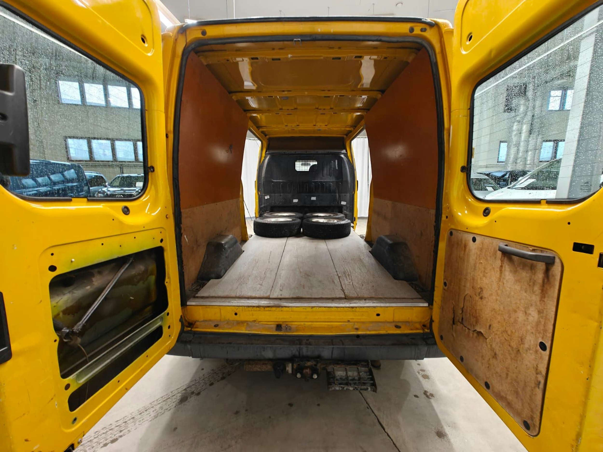 Ford Transit 2002 kuva 10.