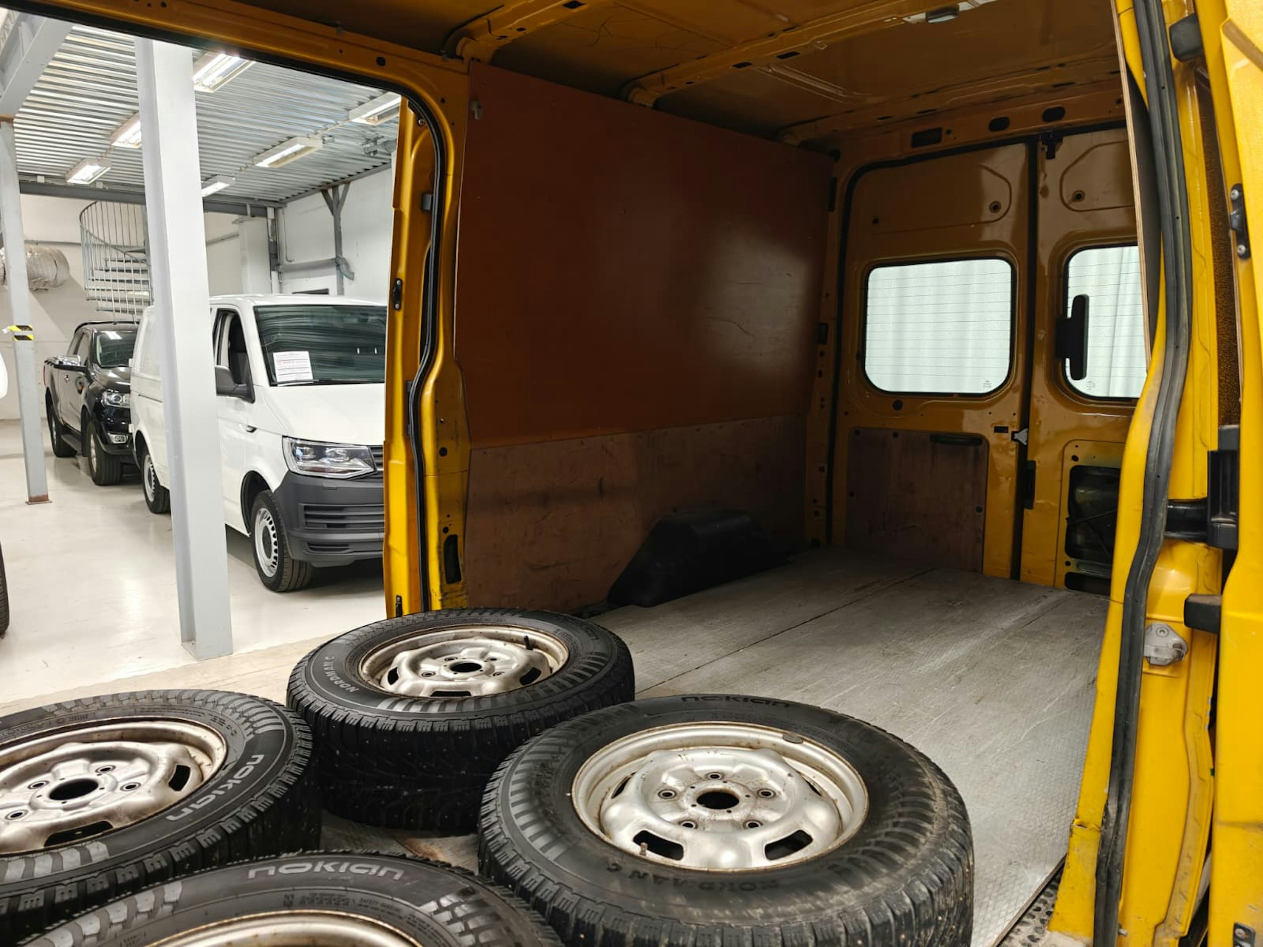 Ford Transit 2002 kuva 11.
