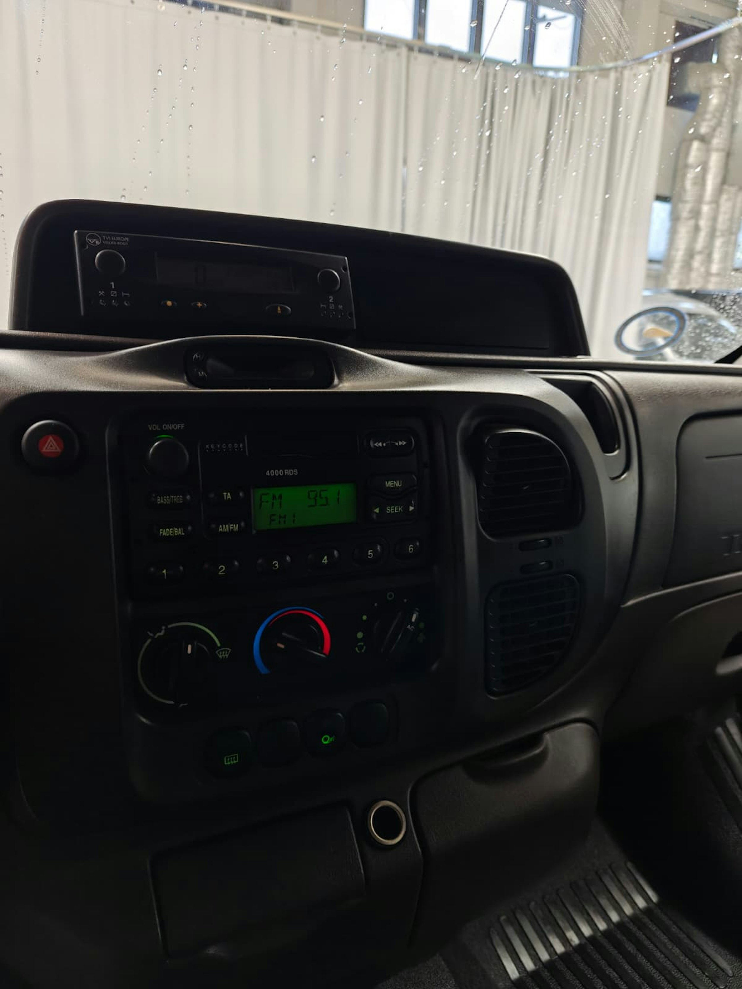 Ford Transit 2002 kuva 14.