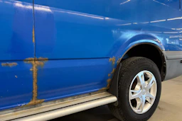 sininen Ford Transit 2005 kuva 26.