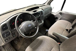 valkoinen Ford Transit 2006 kuva 3.