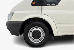 valkoinen Ford Transit 2006 kuva 9.