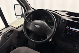 valkoinen Ford Transit 2006 kuva 10.