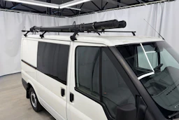 valkoinen Ford Transit 2006 kuva 23.