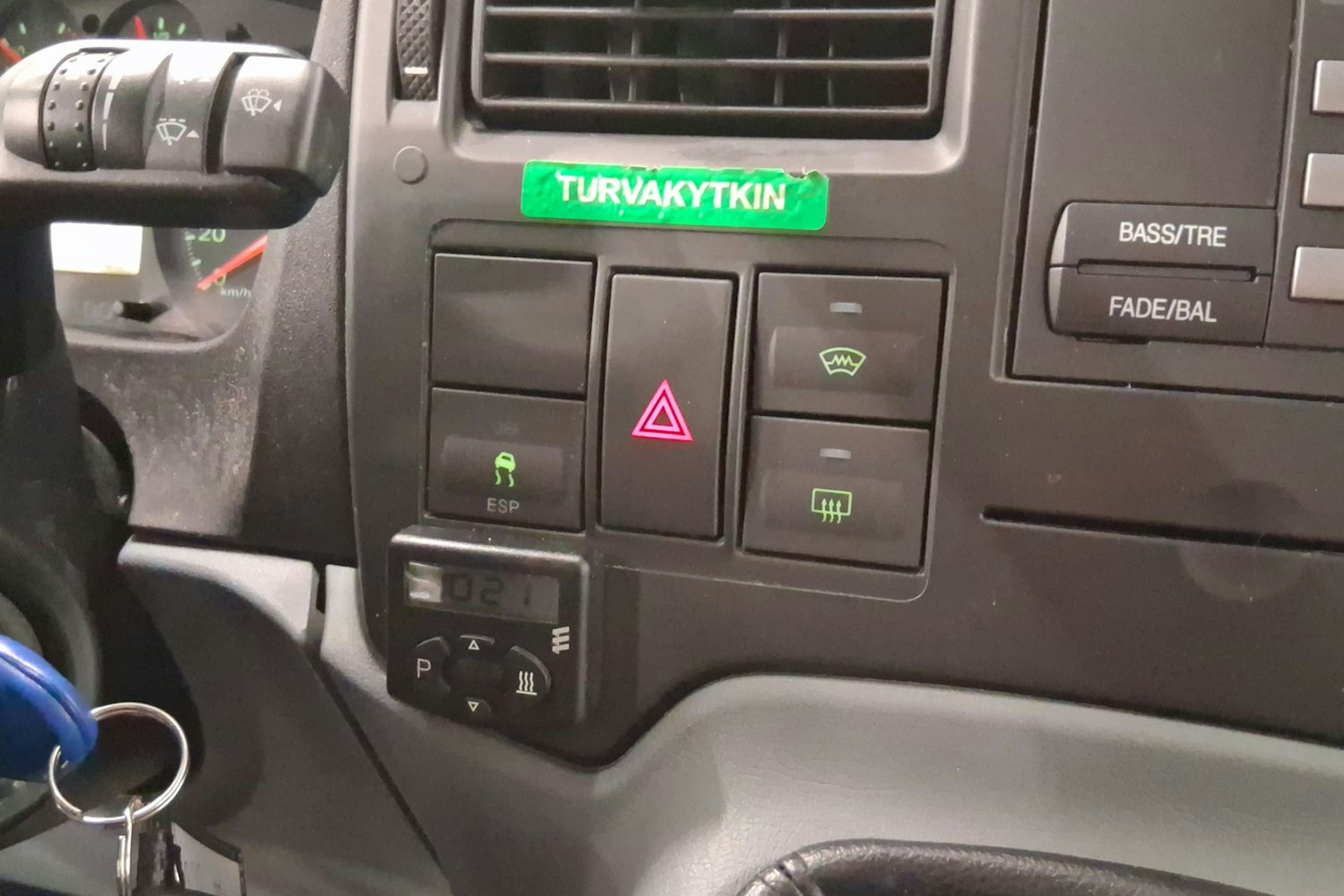 valkoinen Ford Transit 2007 kuva 18.