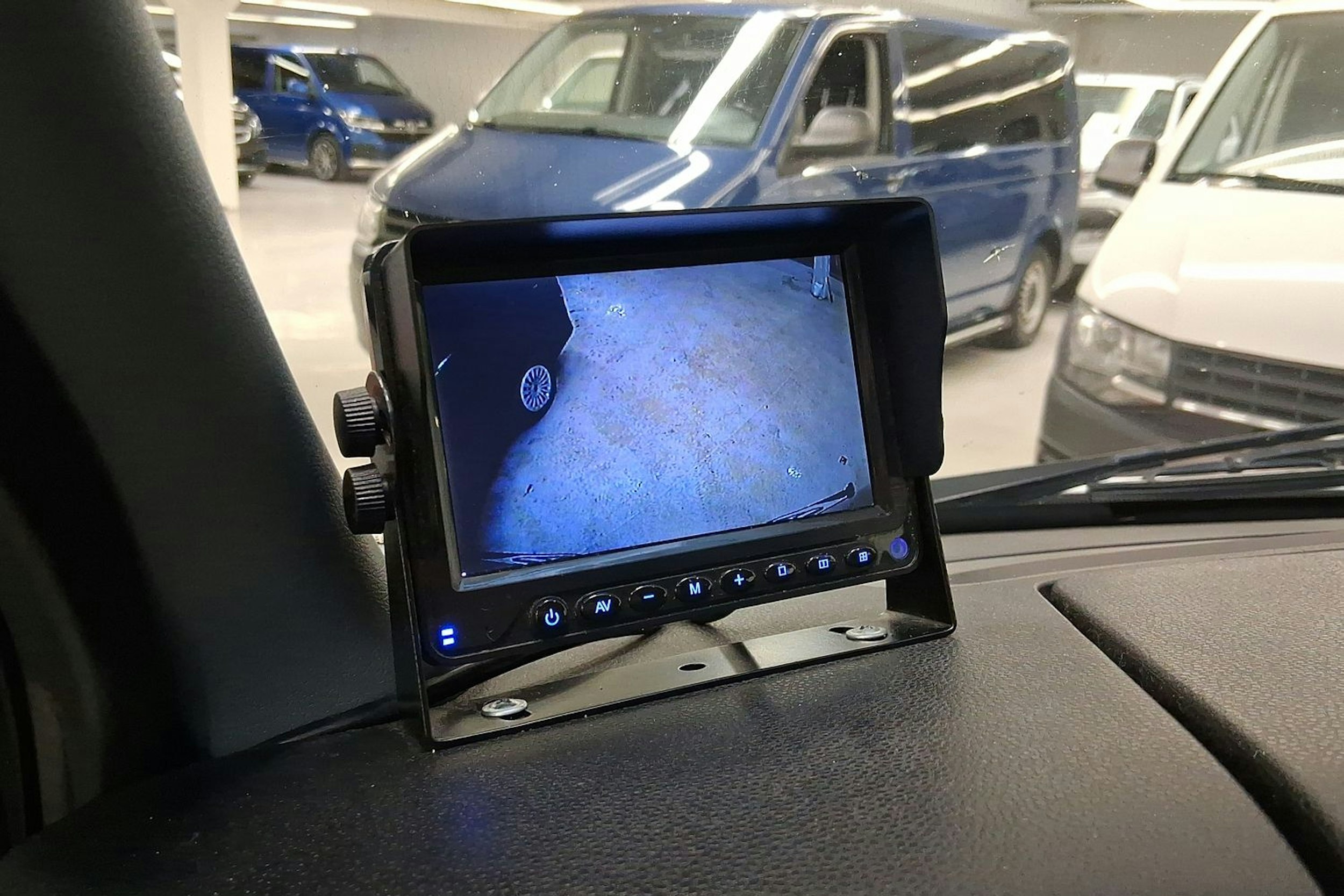 valkoinen Ford Transit 2007 kuva 20.