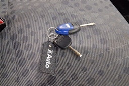 valkoinen Ford Transit 2007 kuva 24.