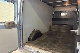 sininen Ford Transit 2008 kuva 23.