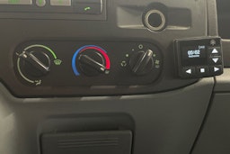 valkoinen Ford Transit 2008 kuva 16.