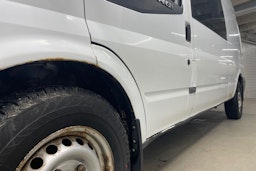 valkoinen Ford Transit 2008 kuva 26.