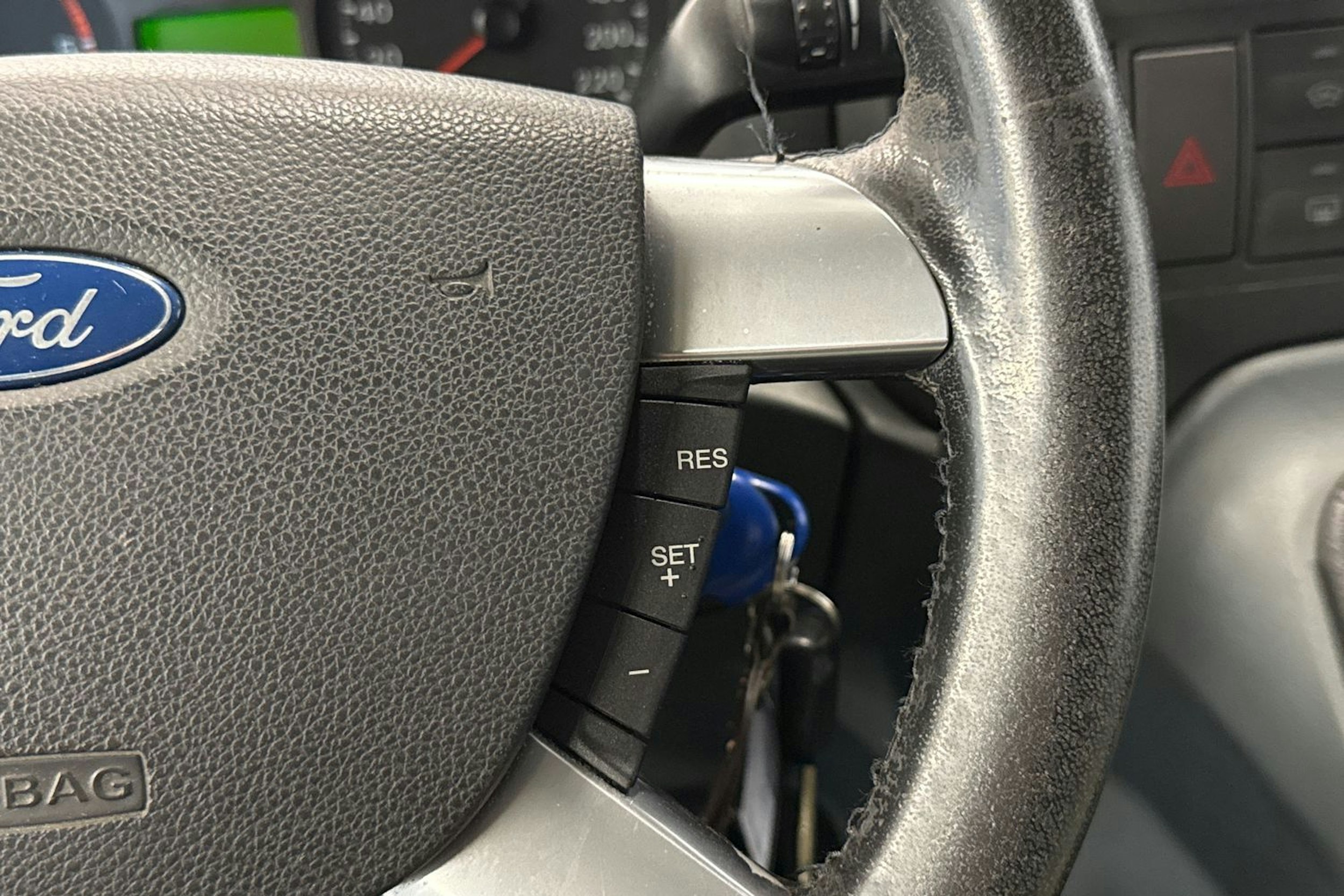 sininen Ford Transit 2008 kuva 15.