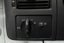 punainen Ford Transit 2009 kuva 11.