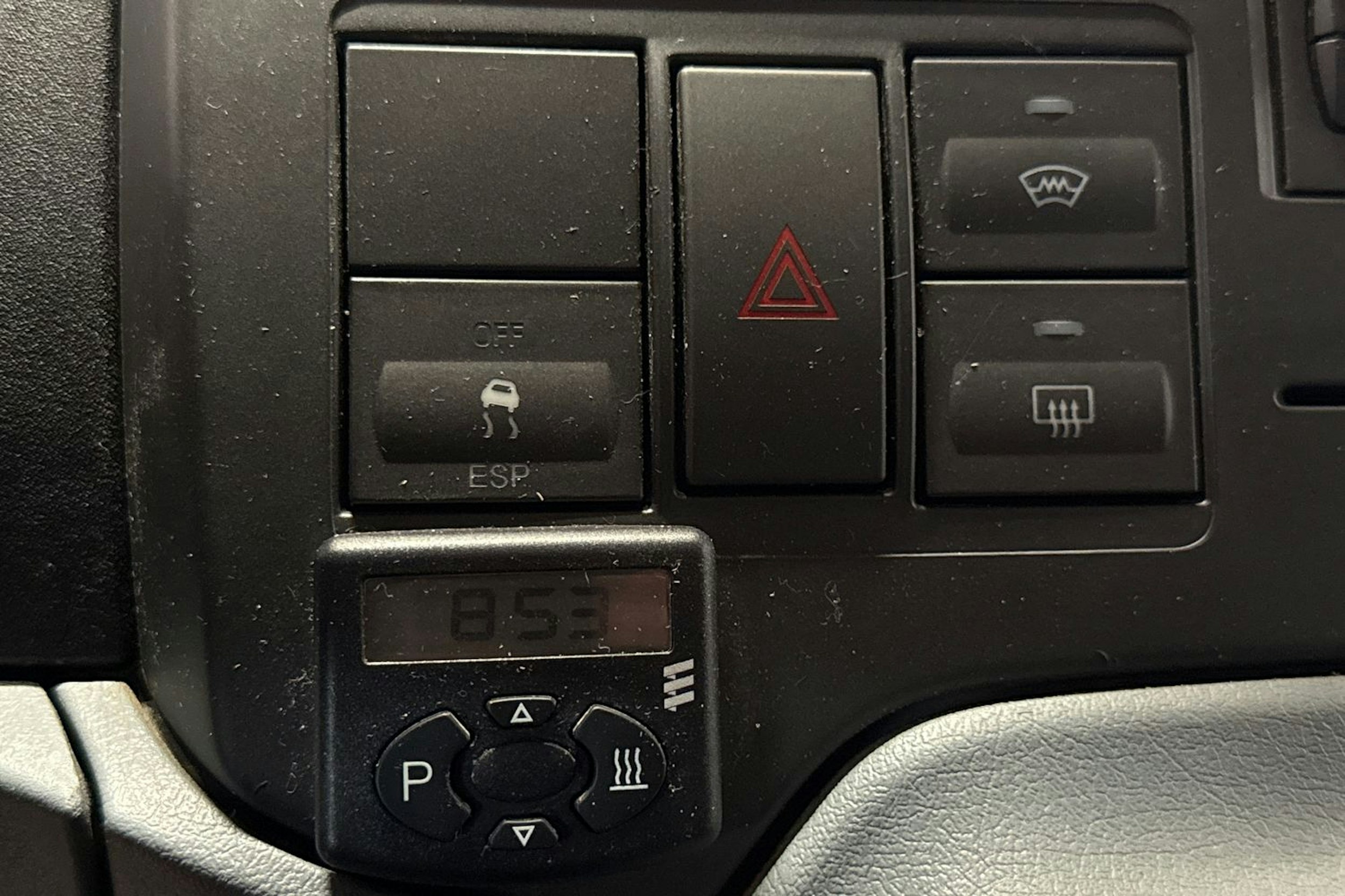 punainen Ford Transit 2009 kuva 15.