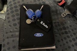 punainen Ford Transit 2009 kuva 20.