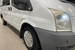 valkoinen Ford Transit 2010 kuva 24.