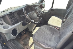 musta Ford Transit 2010 kuva 3.